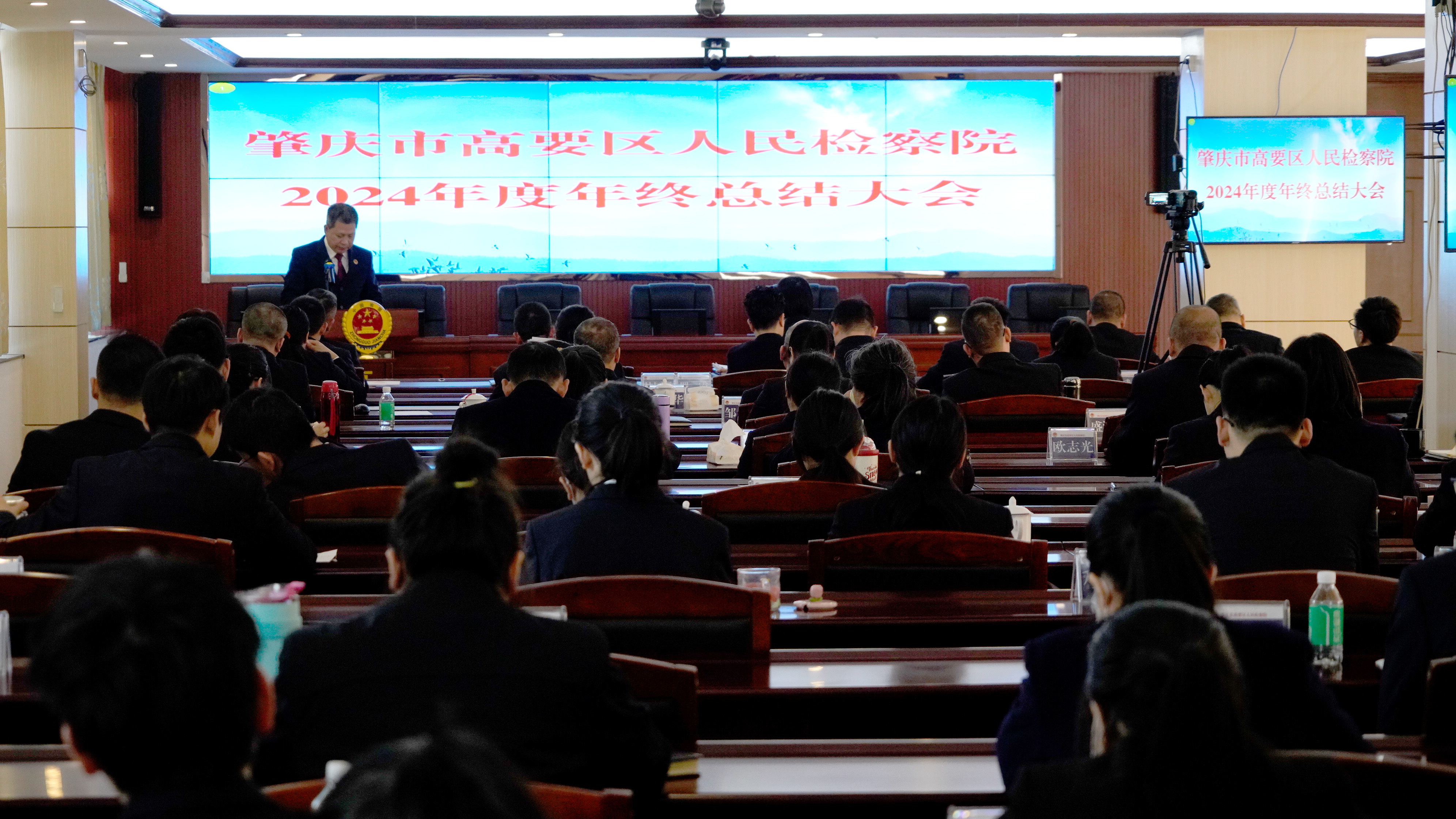回顾展望——共绘法治新篇章